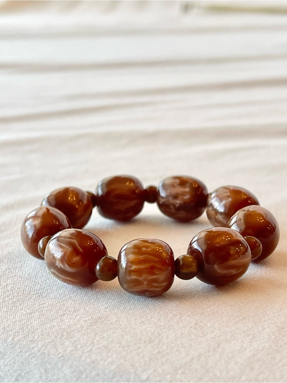 Small Marbled Brown Resin Bead Stretch Bracelet